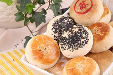 選用酥餅機制作酥餅的優(yōu)點